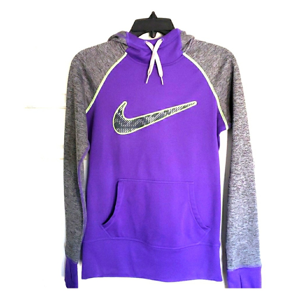 Nike athletic pullover sweatshirt.